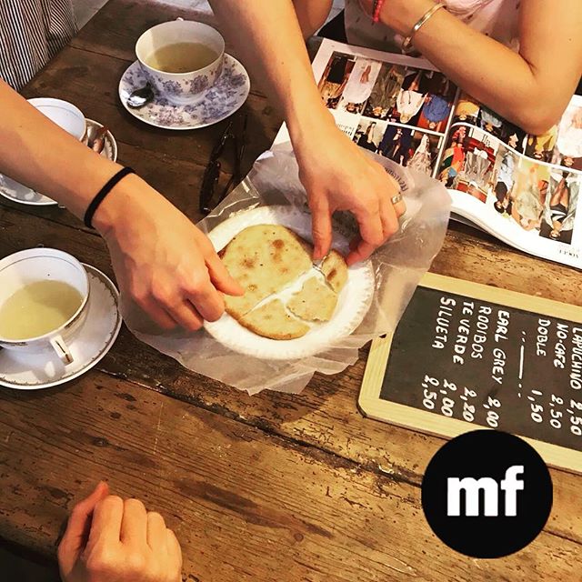 Te acogemos de lunes a viernes de las 10 a las 8 en nuestro #cafecouture ️ Pásate por el taller, te va a encantar ????#croissant #cafe #muchafibra